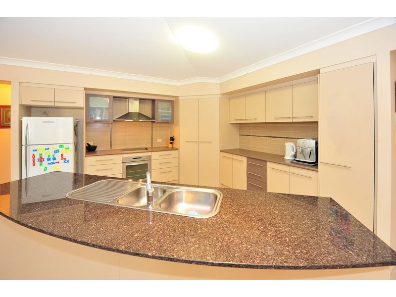 42 Neptune Street, Springfield Lakes QLD 4300