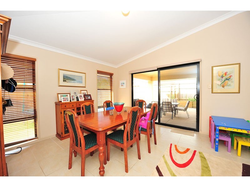 42 Neptune Street, Springfield Lakes QLD 4300