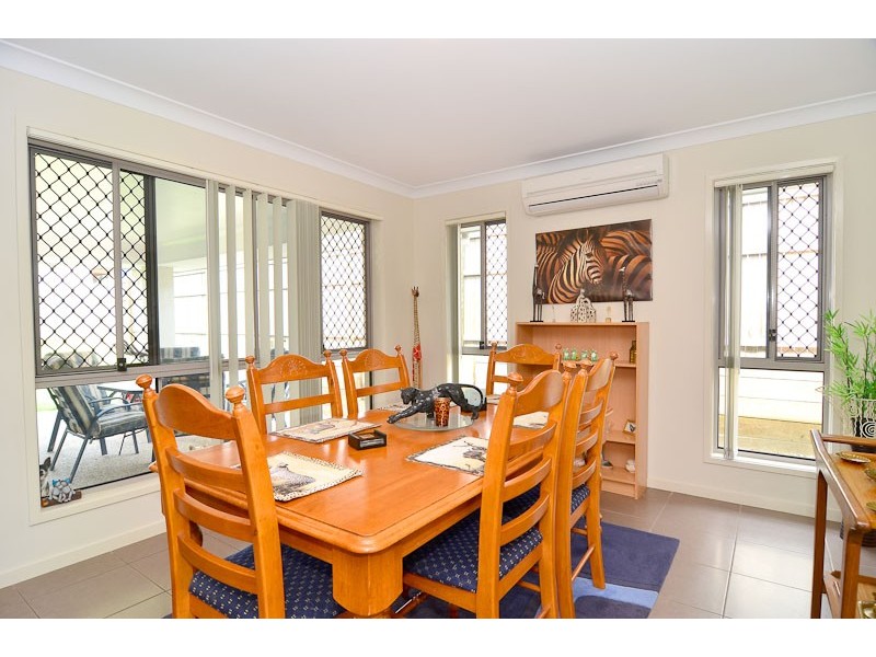 14 Parkview Drive, Springfield Lakes QLD 4300