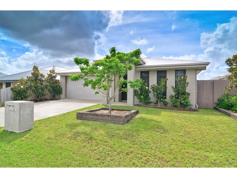 30 Carnarvon Ave, Springfield Lakes QLD 4300