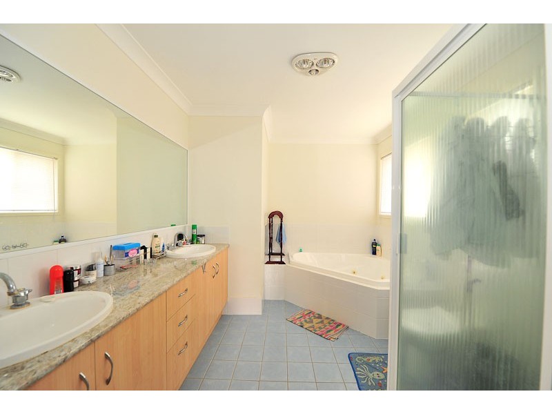 19 Amadeus Circuit, Springfield Lakes QLD 4300