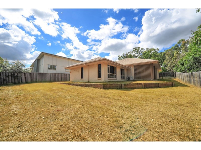 15 Mahogany Rise, Brookwater QLD 4300