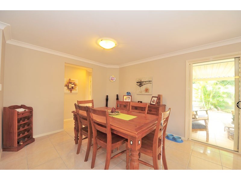 5 Emerson Close, Springfield Lakes QLD 4300