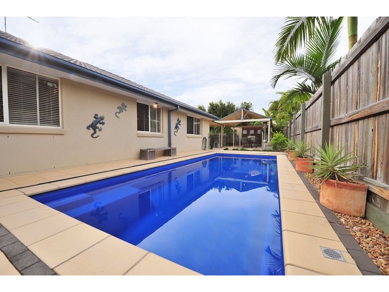 5 Emerson Close, Springfield Lakes QLD 4300