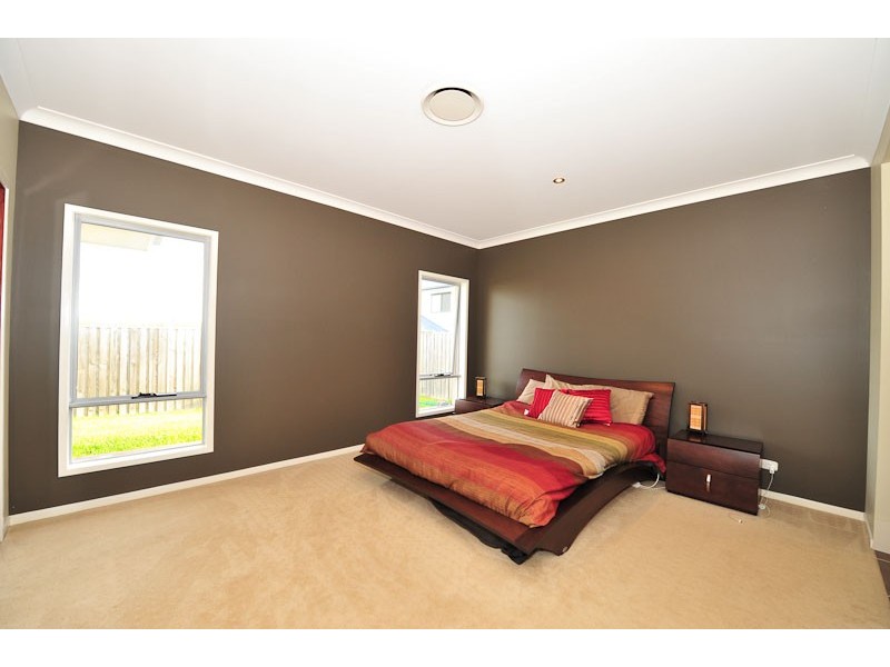 26 The Promenade, Springfield Lakes QLD 4300