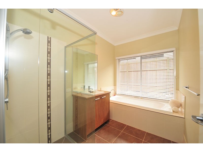 26 The Promenade, Springfield Lakes QLD 4300