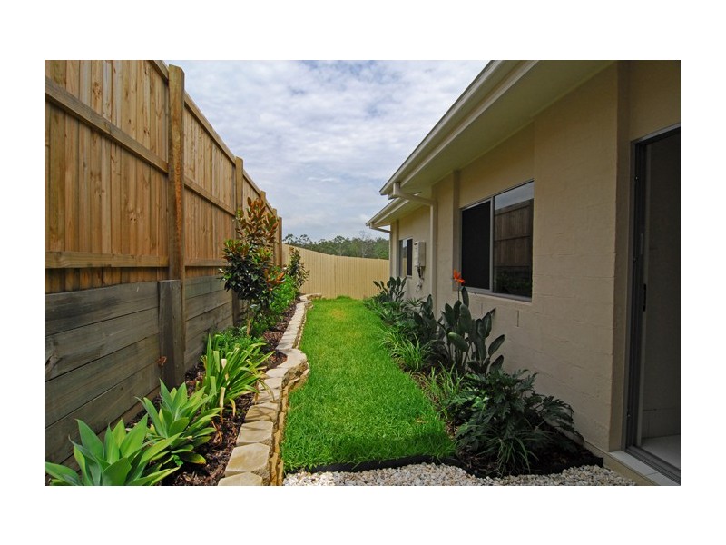 5 Hyde Avenue, Springfield Lakes QLD 4300