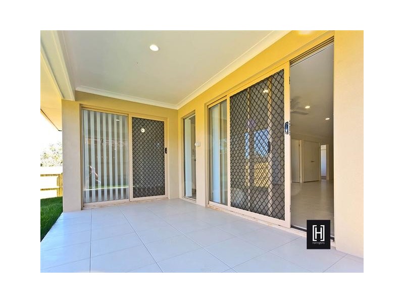 26 Daisy Street, Springfield Lakes QLD 4300