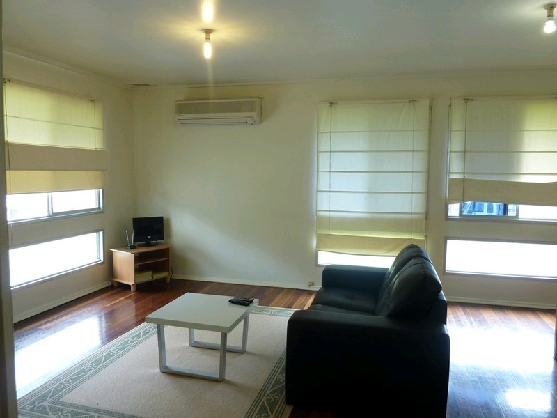 2 Arkins Crescent, Goodna QLD 4300