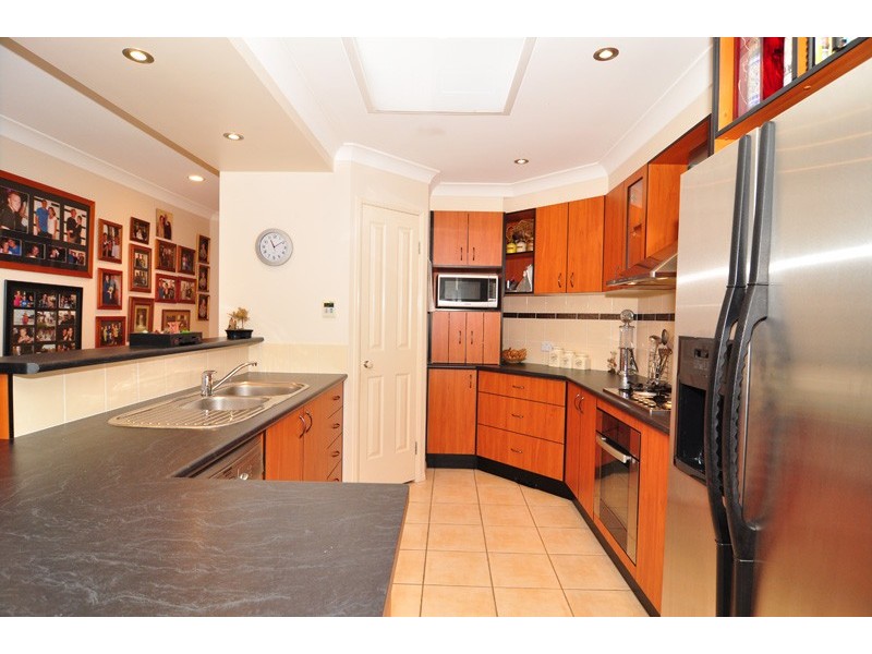 25 Horseshoe Crescent, New Beith QLD 4124