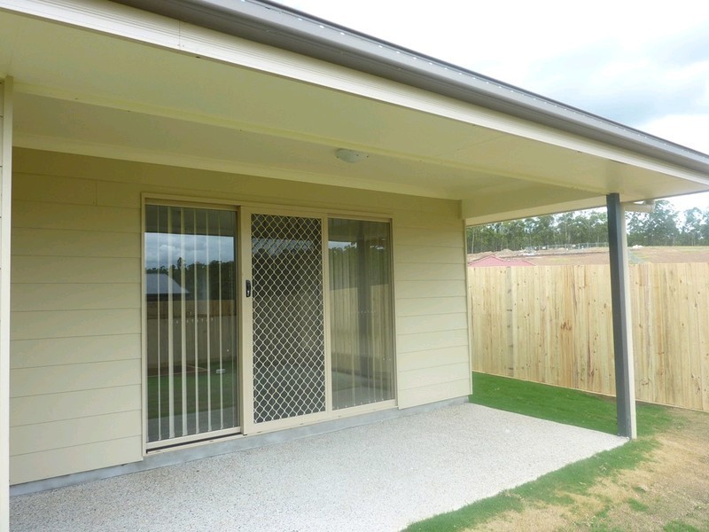 43 Geranium Drive, Springfield Lakes QLD 4300