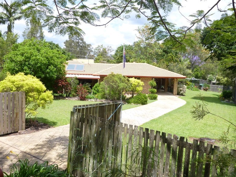 16 Garden Avenue, Camira QLD 4300