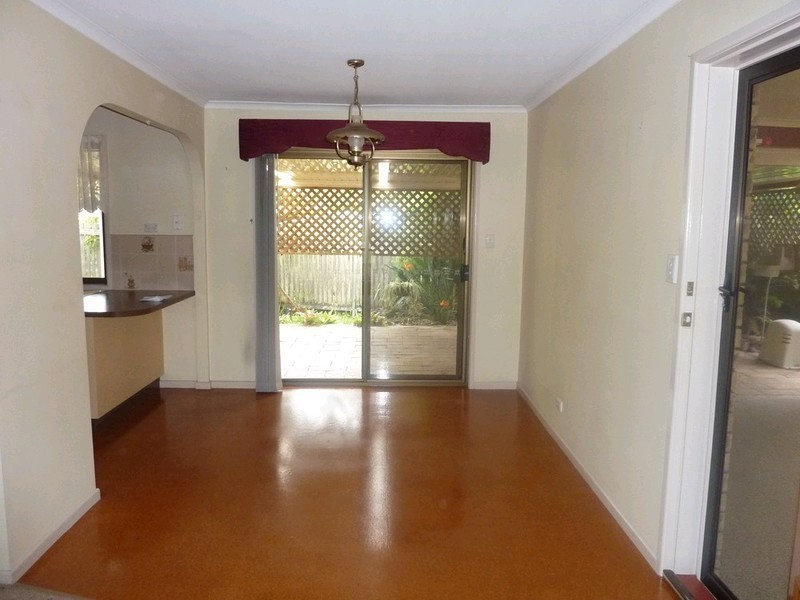 16 Garden Avenue, Camira QLD 4300