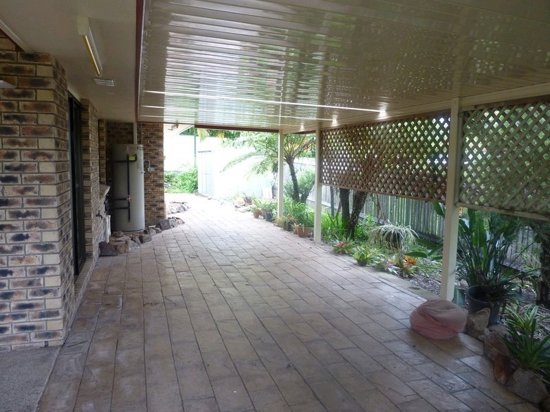 16 Garden Avenue, Camira QLD 4300