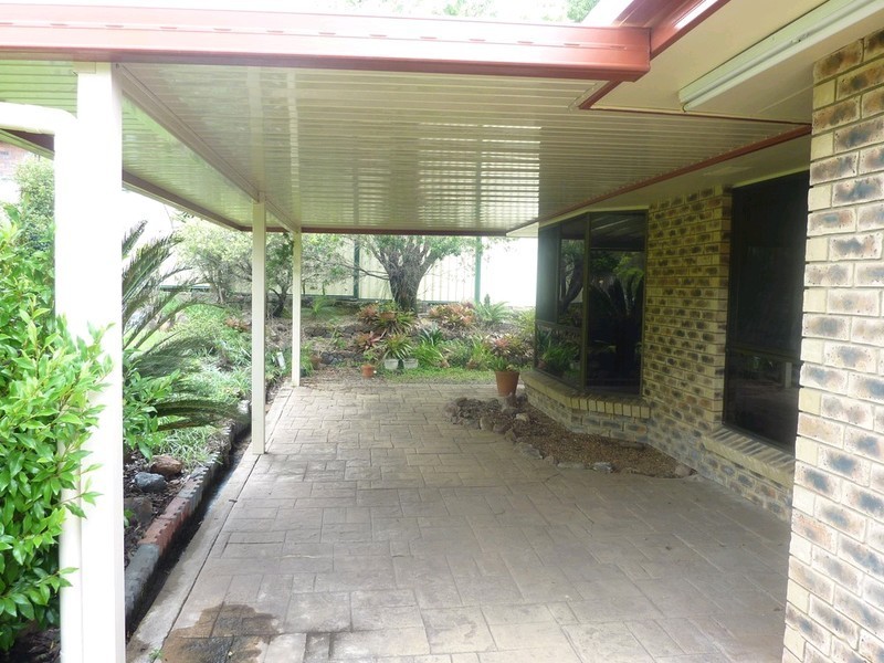 16 Garden Avenue, Camira QLD 4300