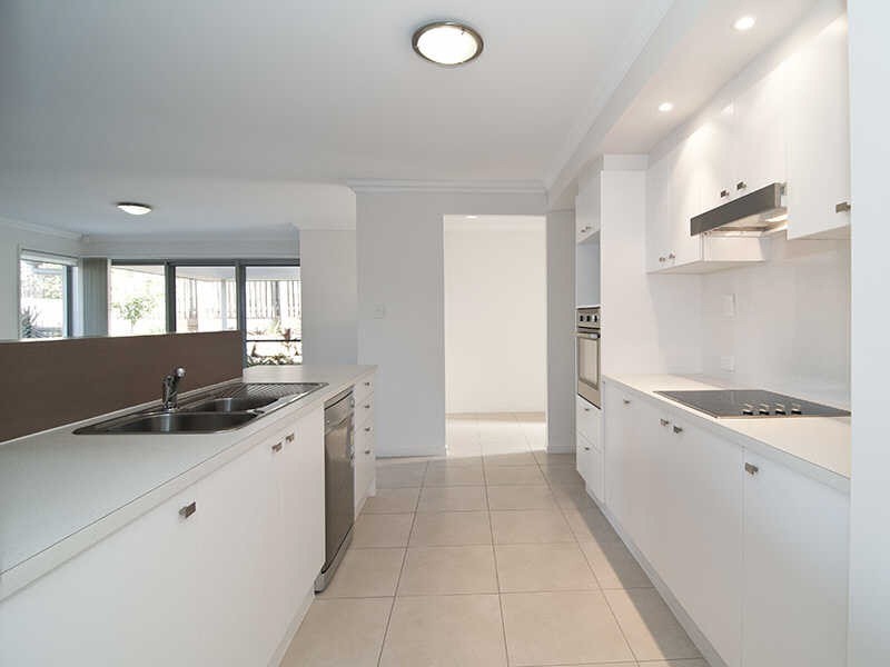 14 Brigid Boulevard, Augustine Heights QLD 4300