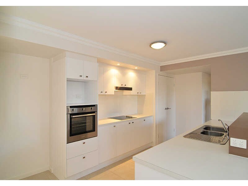 14 Brigid Boulevard, Augustine Heights QLD 4300