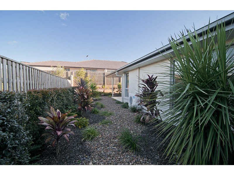 14 Brigid Boulevard, Augustine Heights QLD 4300