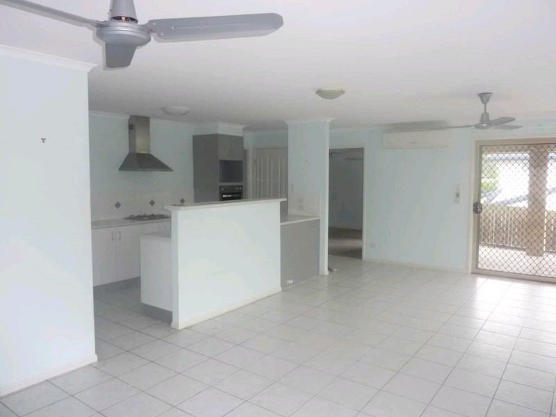 25 Brushwood Circuit, Forest Lake QLD 4078