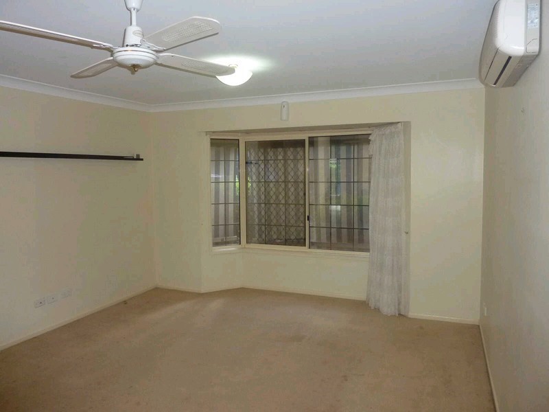 4 Amara Cres, Forest Lake QLD 4078