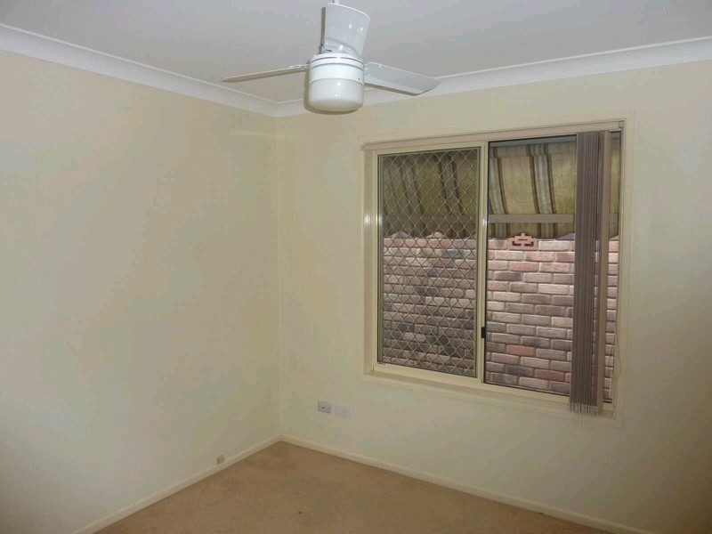 4 Amara Cres, Forest Lake QLD 4078