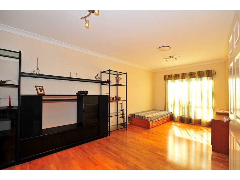 11 Wanderer Crescent, Springfield Lakes QLD 4300