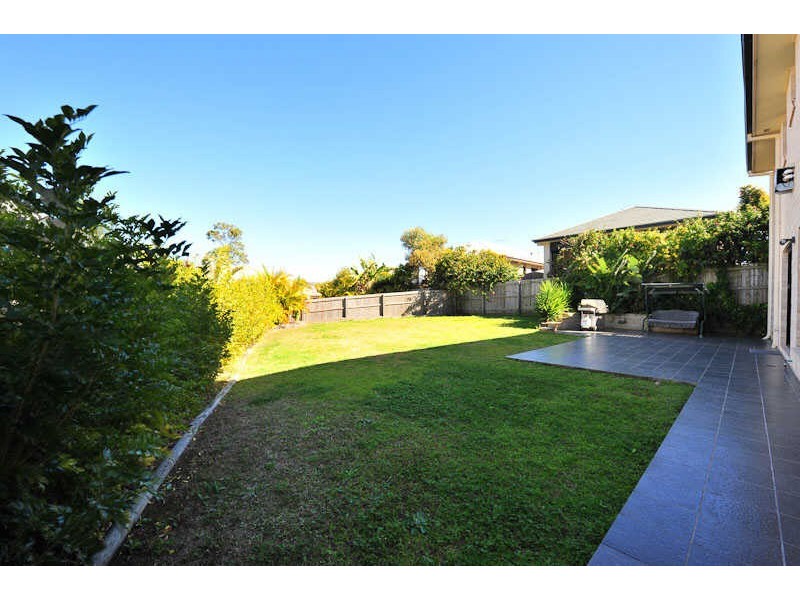 11 Wanderer Crescent, Springfield Lakes QLD 4300