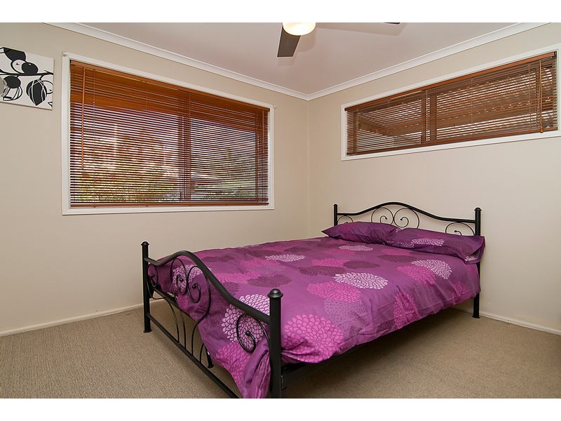 12 Merchant Court, Springwood QLD 4127