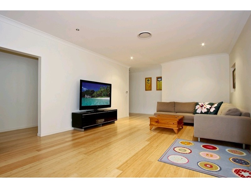 18 Pinnacle Place, Eight Mile Plains QLD 4113