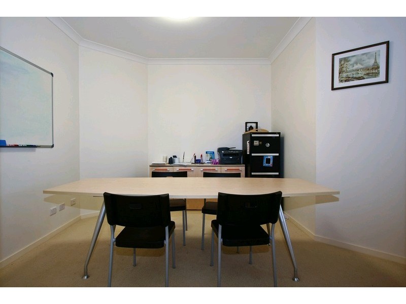 18 Pinnacle Place, Eight Mile Plains QLD 4113