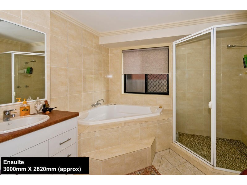 7 Kimbolton Drive, Redland Bay QLD 4165