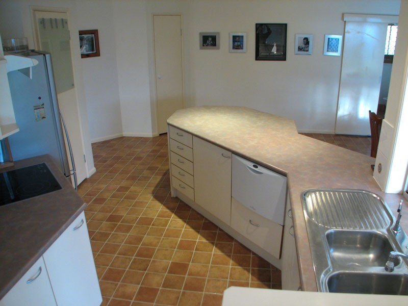 137 Pohon Drive, Tanah Merah QLD 4128