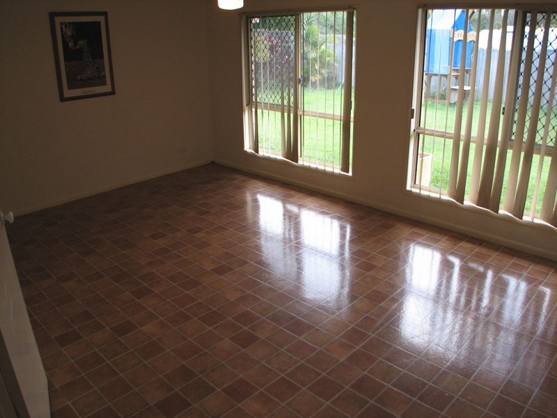 137 Pohon Drive, Tanah Merah QLD 4128