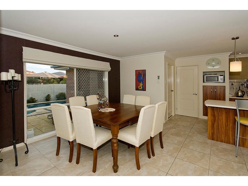 19 Dunamis Ct, Cornubia QLD 4130