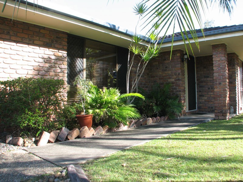 82 Plantain Road, Shailer Park QLD 4128