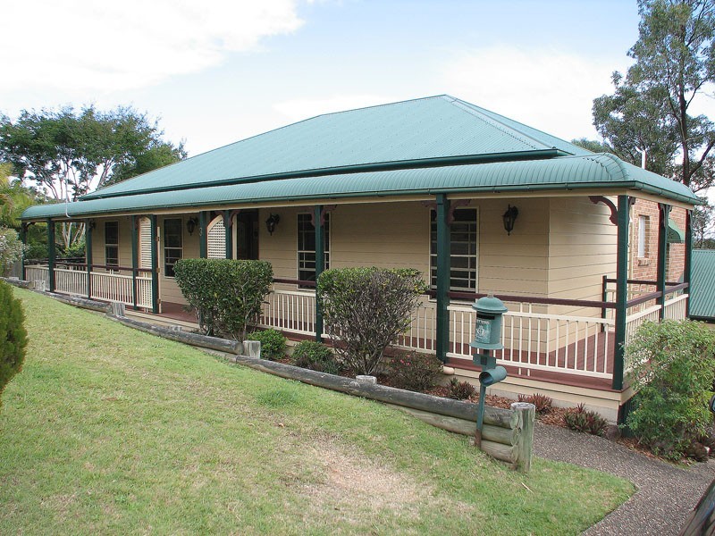 3 Parkana Court, Rochedale South QLD 4123