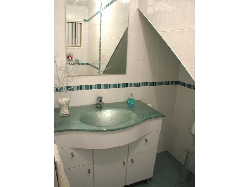 64 John Paul Drive, Daisy Hill QLD 4127