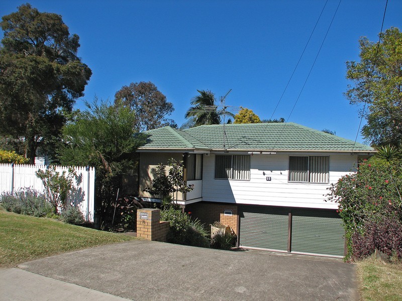 74 Smith Road, Woodridge QLD 4114