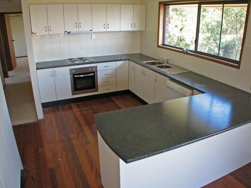 4 Hill Park Crescent, Rochedale South QLD 4123