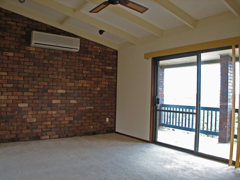 4 Hill Park Crescent, Rochedale South QLD 4123