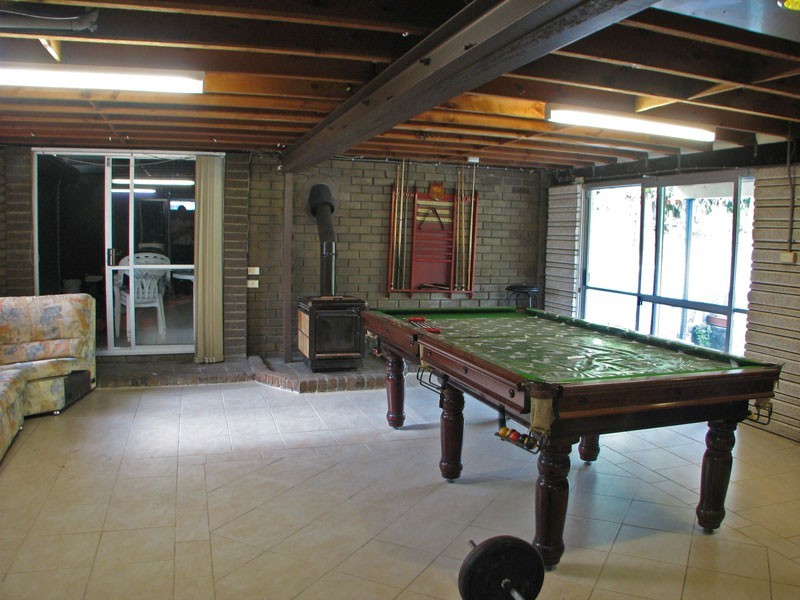 38 Narelle Crescent, Rochedale South QLD 4123