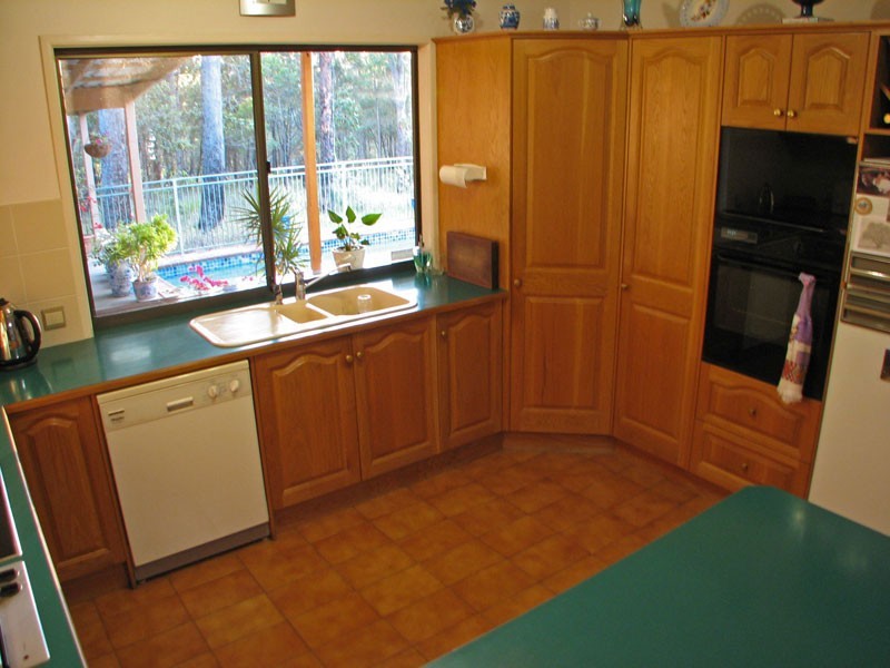 43 Plateau Drive, Springwood QLD 4127