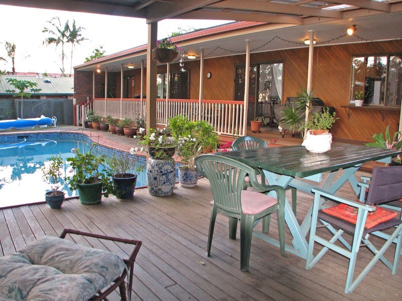 43 Plateau Drive, Springwood QLD 4127