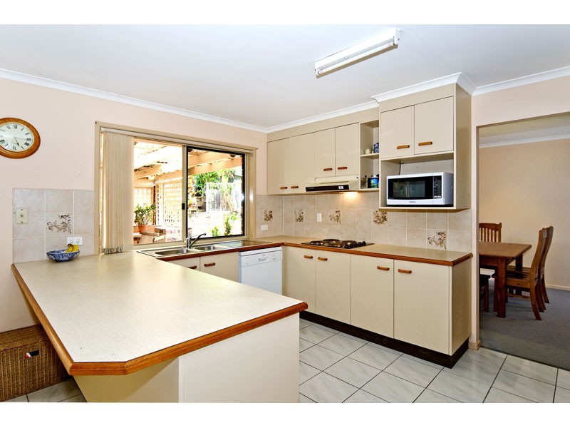 60 Passerine Drive, Rochedale South QLD 4123