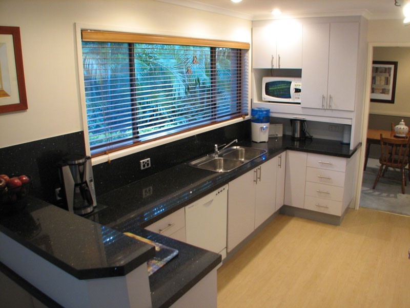 3 Light Street, Springwood QLD 4127