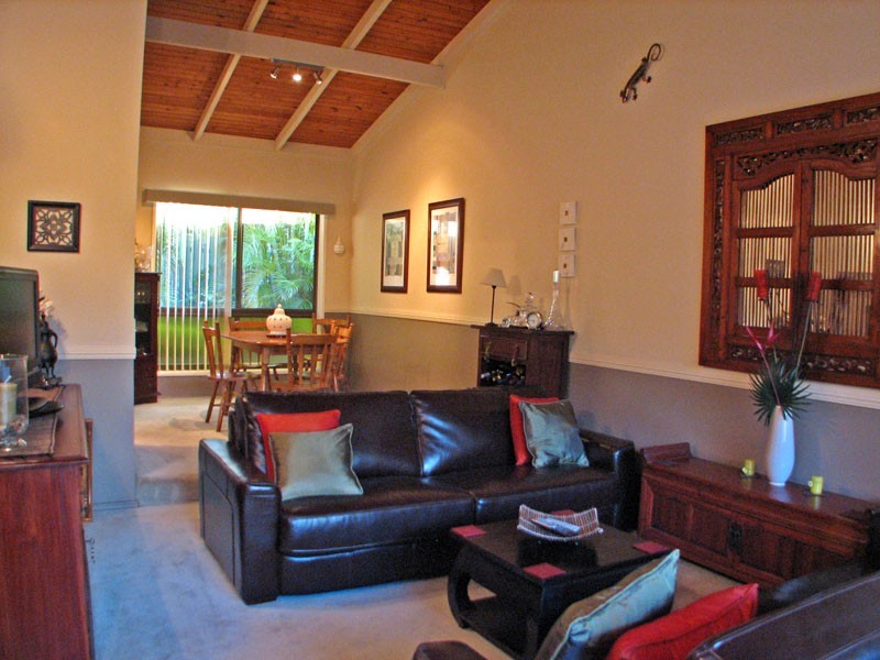 3 Light Street, Springwood QLD 4127