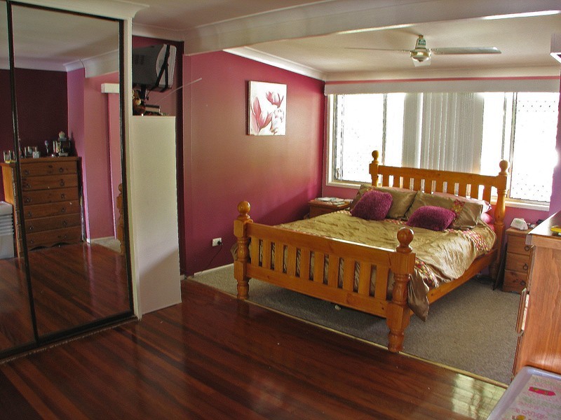 27 Roseland Avenue, Rochedale South QLD 4123