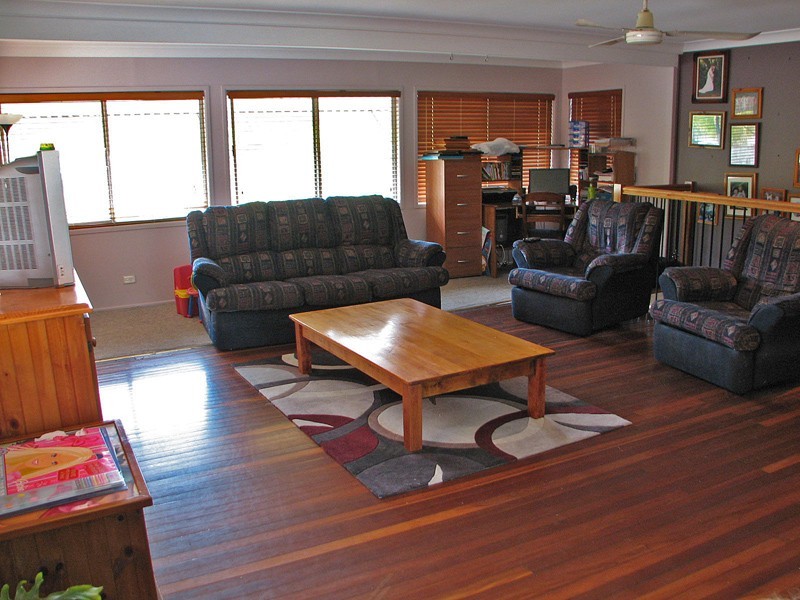 27 Roseland Avenue, Rochedale South QLD 4123