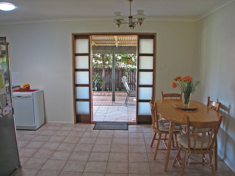 2 Stormbridge Court, Daisy Hill QLD 4127