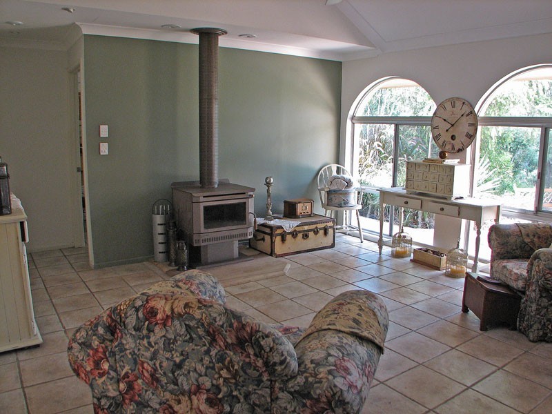 1 Lawnton Street, Daisy Hill QLD 4127